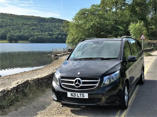 Why Hire a Wedding Car